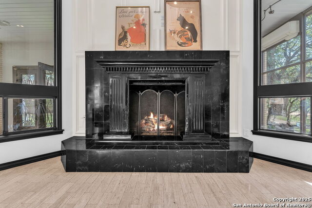 Image 16 of 102 For 12514 Elm Manor