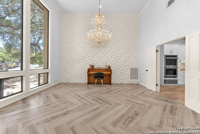Image 30 of 102 For 12514 Elm Manor
