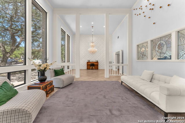 Image 31 of 102 For 12514 Elm Manor