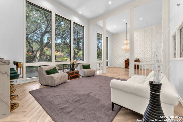 Image 34 of 102 For 12514 Elm Manor