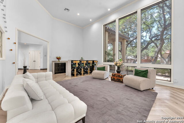 Image 35 of 102 For 12514 Elm Manor