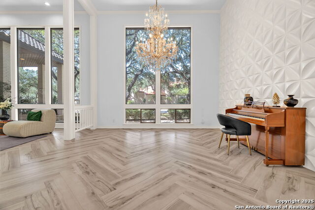 Image 49 of 102 For 12514 Elm Manor