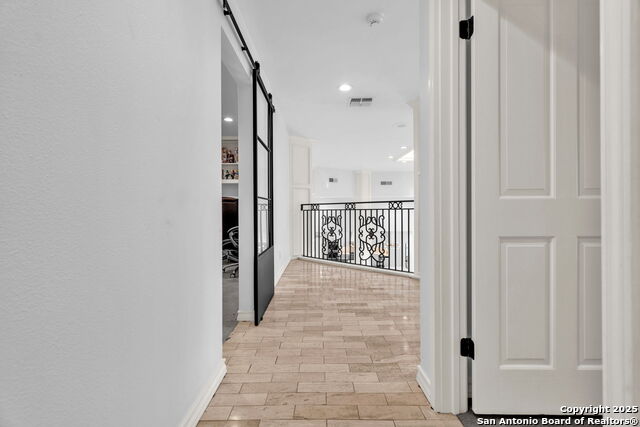 Image 57 of 102 For 12514 Elm Manor