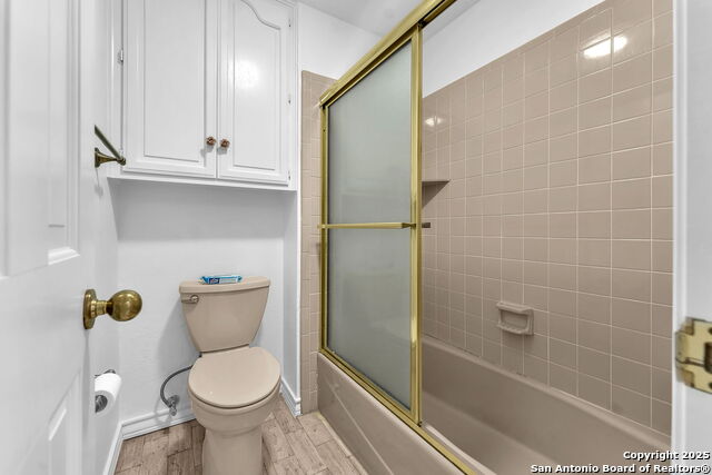 Image 61 of 102 For 12514 Elm Manor