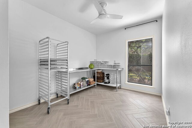 Image 72 of 102 For 12514 Elm Manor