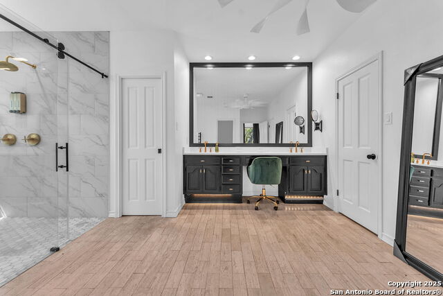 Image 74 of 102 For 12514 Elm Manor