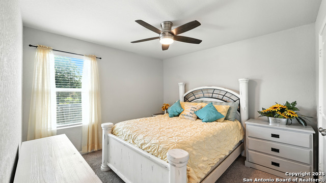 Listing photo id 33 for 305 Kowald Ln N