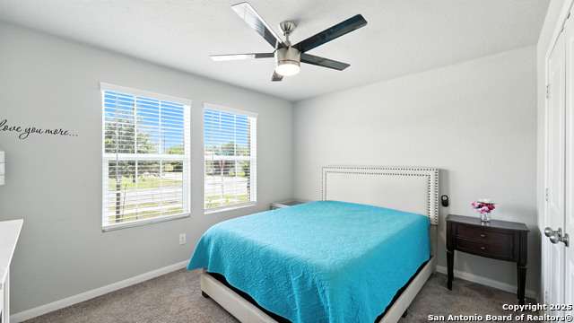 Listing photo id 36 for 305 Kowald Ln N