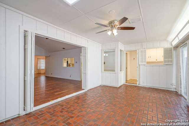 Image 18 of 50 For 8321 Windway