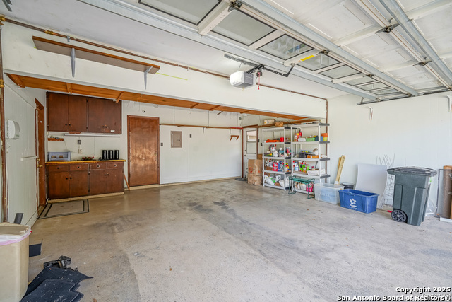 Image 43 of 50 For 8321 Windway
