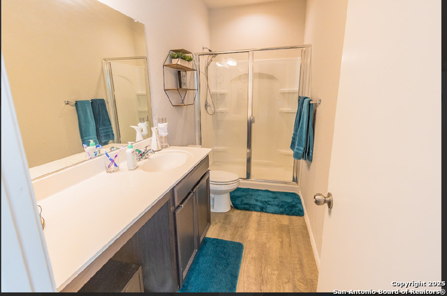 Image 15 of 21 For 9023 Alvarado Bend