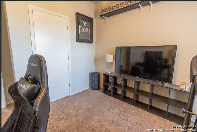 Image 16 of 21 For 9023 Alvarado Bend