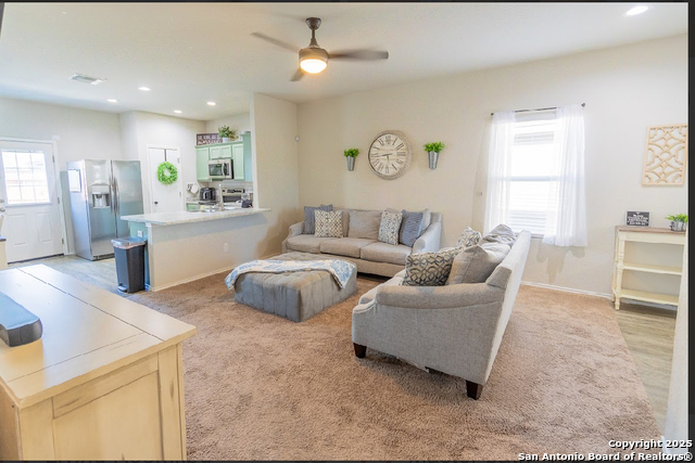 Image 8 of 21 For 9023 Alvarado Bend