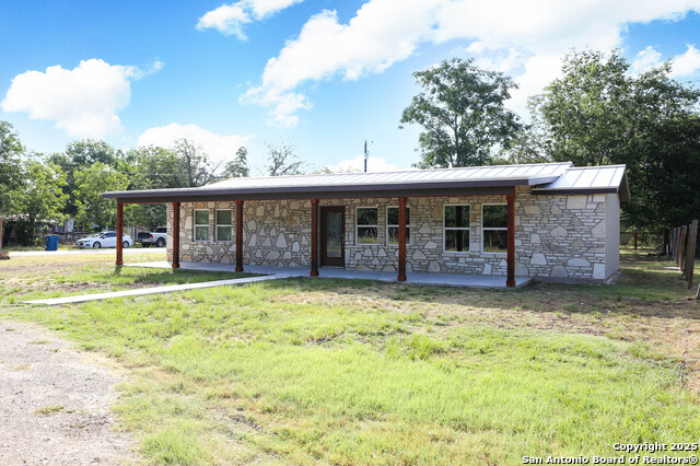 Image 17 of 22 For 518 Pecan St