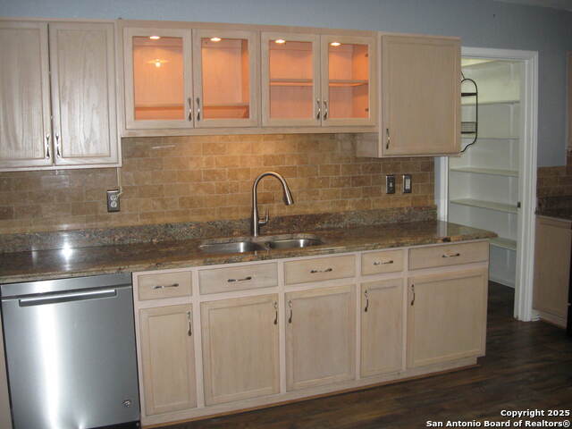 Image 14 of 37 For 16131 Ike Lane