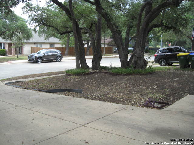 Image 6 of 37 For 16131 Ike Lane