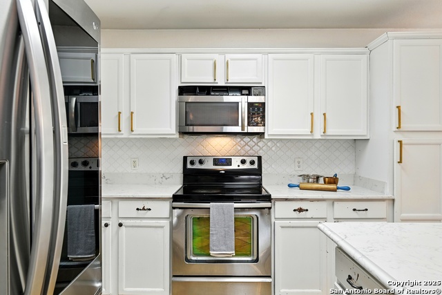 Image 14 of 44 For 481 Whispering Hlw