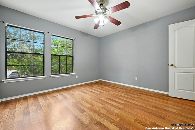 Image 23 of 44 For 481 Whispering Hlw