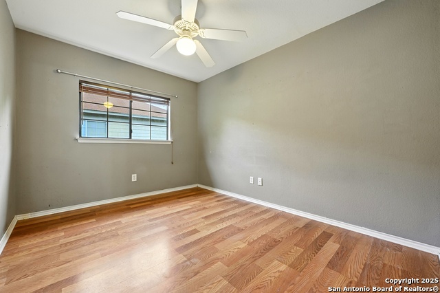 Image 25 of 44 For 481 Whispering Hlw