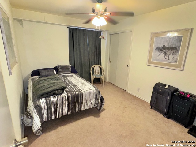 Image 12 of 30 For 4918 Crestwood Hill