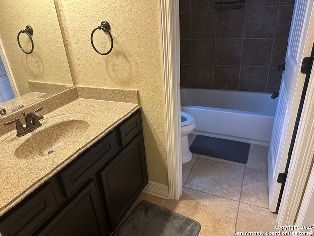 Image 11 of 15 For 8523 Kallison Arbor