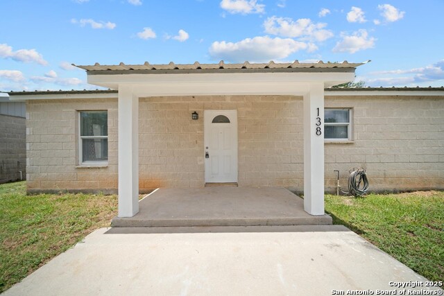 Details for 138 & 140 Shawn Lane, Seguin, TX 78155