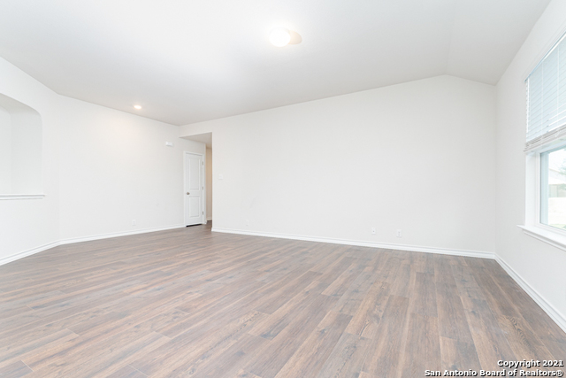 Image 10 of 28 For 5030 Shallow Divot