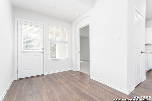 Image 15 of 28 For 5030 Shallow Divot