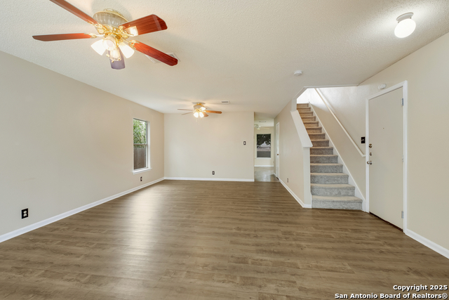 Image 3 of 23 For 8803 Breezefield