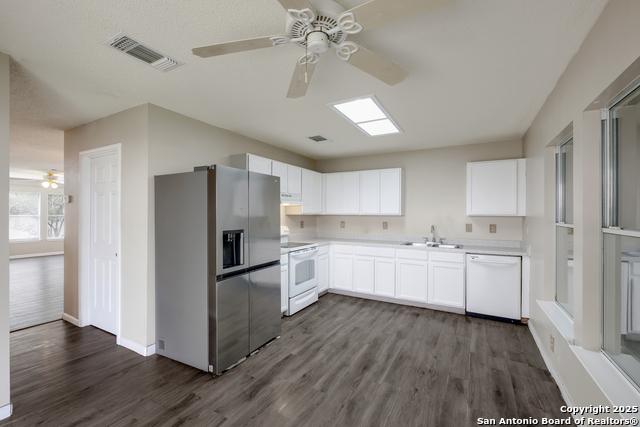 Image 8 of 23 For 8803 Breezefield