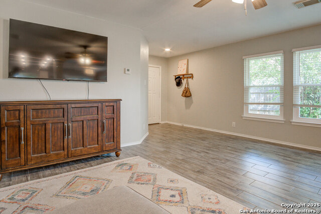 Image 10 of 30 For 8506 Pioneer Gold