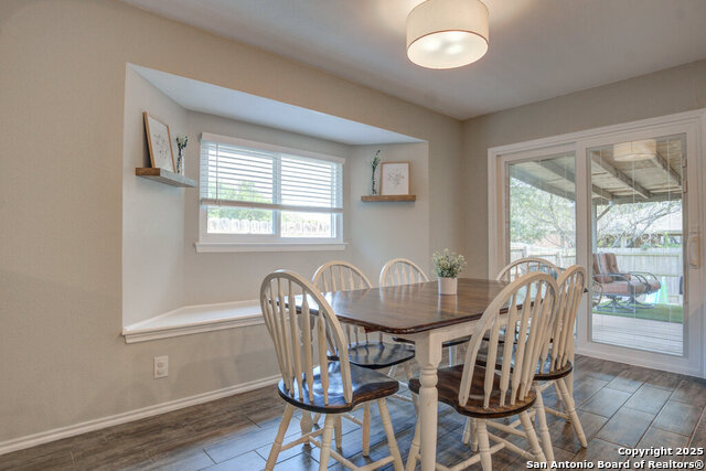 Image 15 of 30 For 8506 Pioneer Gold