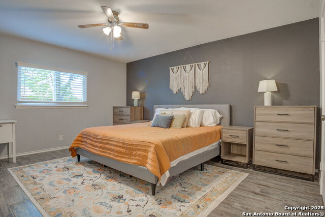 Image 16 of 30 For 8506 Pioneer Gold