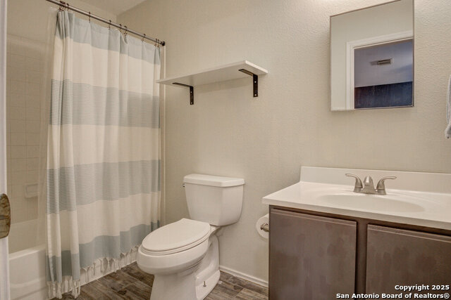 Image 18 of 30 For 8506 Pioneer Gold