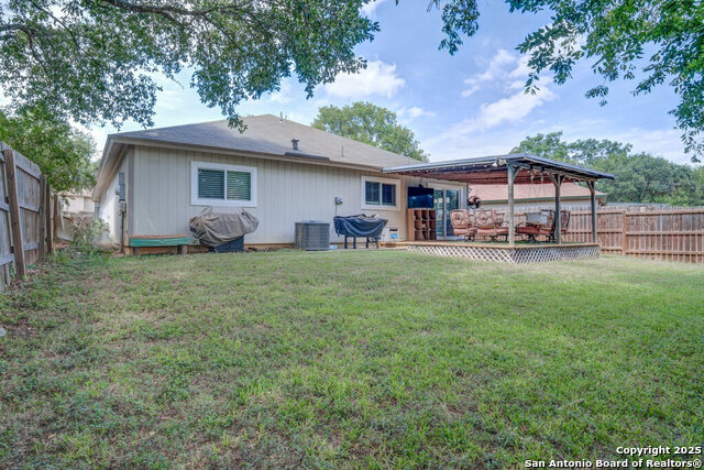 Image 27 of 30 For 8506 Pioneer Gold