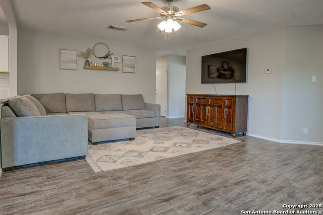 Image 8 of 30 For 8506 Pioneer Gold