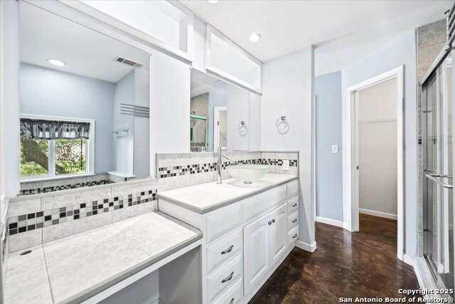 Image 13 of 20 For 560 Pr 1515