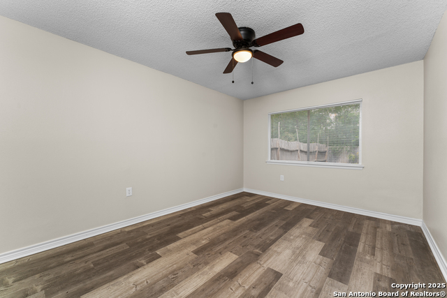 Image 11 of 19 For 8004 Laurel  