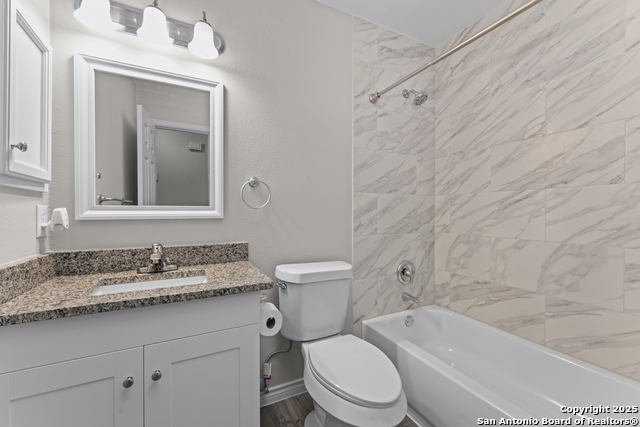 Image 16 of 19 For 8004 Laurel  