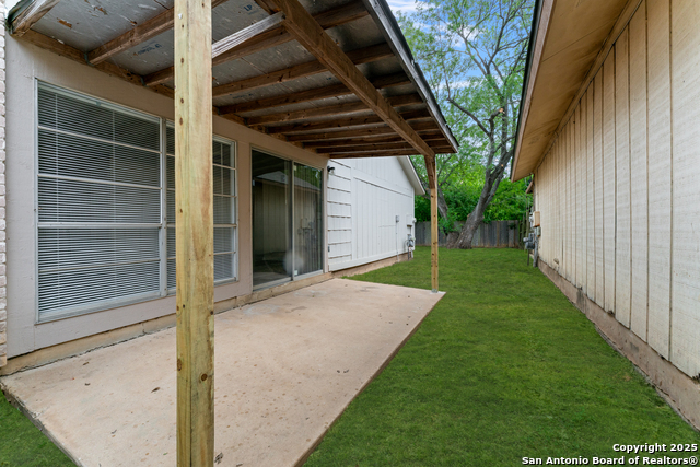 Image 19 of 19 For 8004 Laurel  