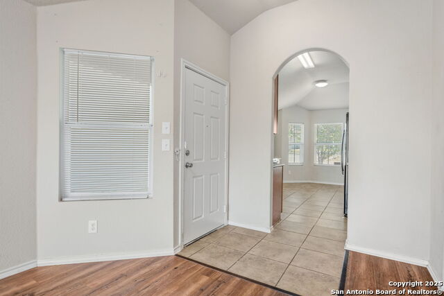 Image 16 of 27 For 2519 Sunset