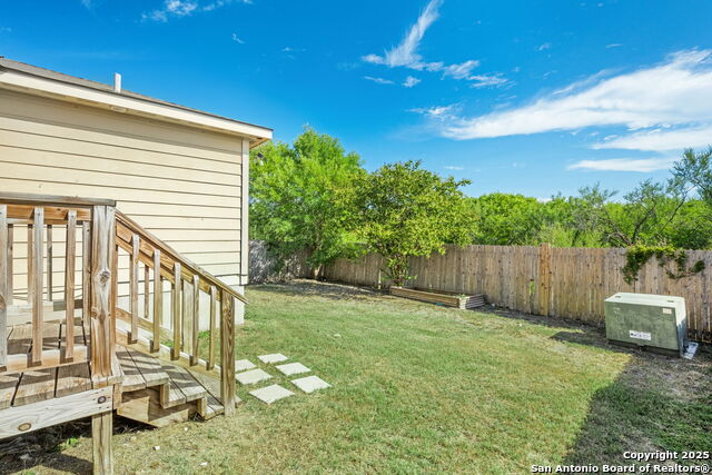 Image 25 of 27 For 2519 Sunset