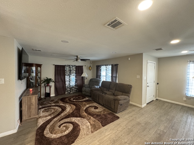 Image 5 of 23 For 2351 Rigsby  
