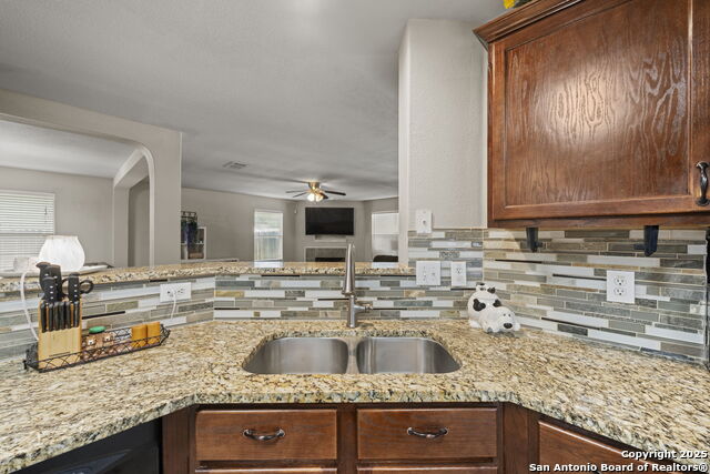 Image 12 of 31 For 8654 Gavel Drive