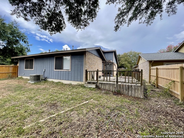 Image 18 of 20 For 13219 Larkway