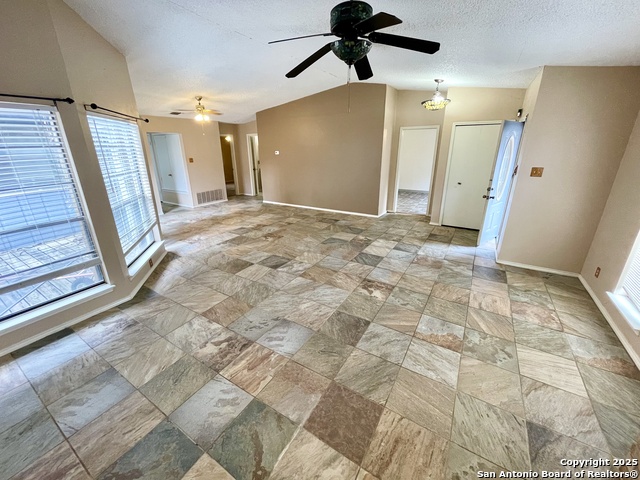 Image 4 of 20 For 13219 Larkway