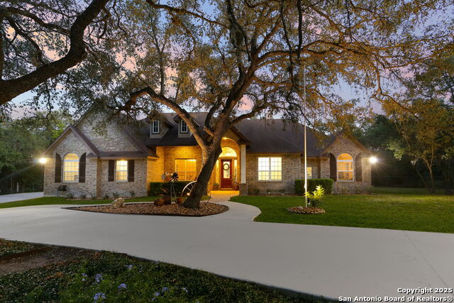 Details for 813 County Road 375, San Antonio, TX 78253