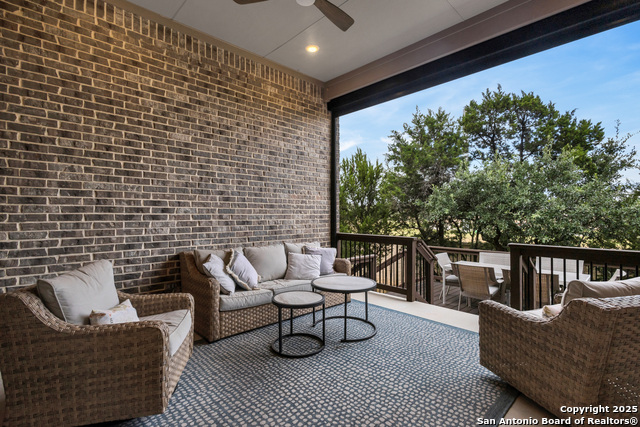 Image 21 of 22 For 2145 Glendon