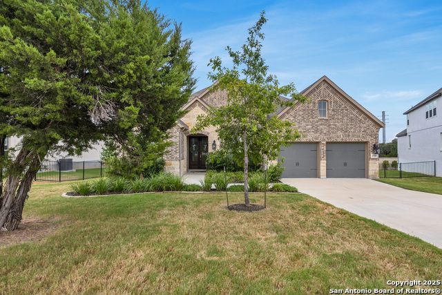 Image 3 of 22 For 2145 Glendon