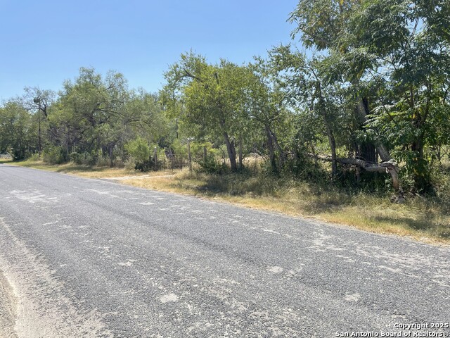 Listing photo id 8 for 8071 County Road 429